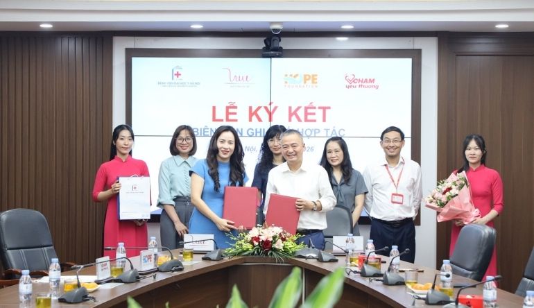 Lễ ký kết hợp tác giữa Quỹ Vì Tầm Vóc Việt và Bệnh viện Đại học Y Hà Nội